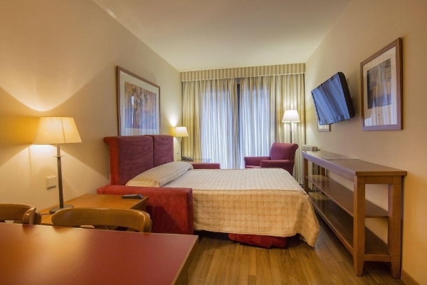 Aparthotel Shusski (Encamp)